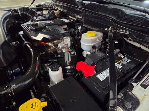 Used 2019 RAM 3500 Laramie image 97