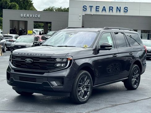 New 2025 Ford Expedition Platinum w/ Stealth Performance Package image 2