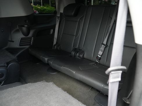 Used 2016 GMC Yukon SLT w/ Open Road Package RWD image 20