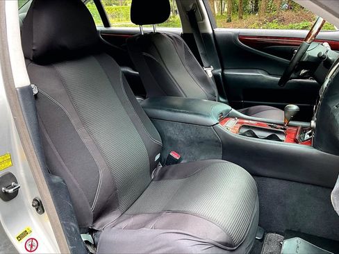 Used 2007 Lexus LS 460 RWD image 30