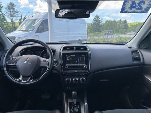 Used 2024 Mitsubishi Outlander Sport SE AWD/4WD image 12