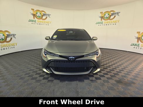 Used 2020 Toyota Corolla SE image 2