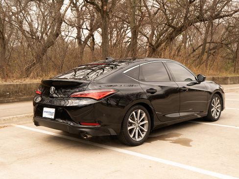 Used 2023 Acura Integra image 9