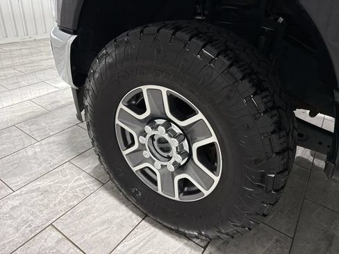Used 2024 Ford F250 Lariat AWD/4WD image 34