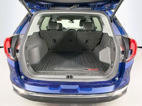 Used 2022 GMC Terrain SLT AWD/4WD image 14