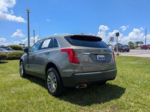 Used 2018 Cadillac XT5 Luxury w/ Driver Awareness Package FWD image 5