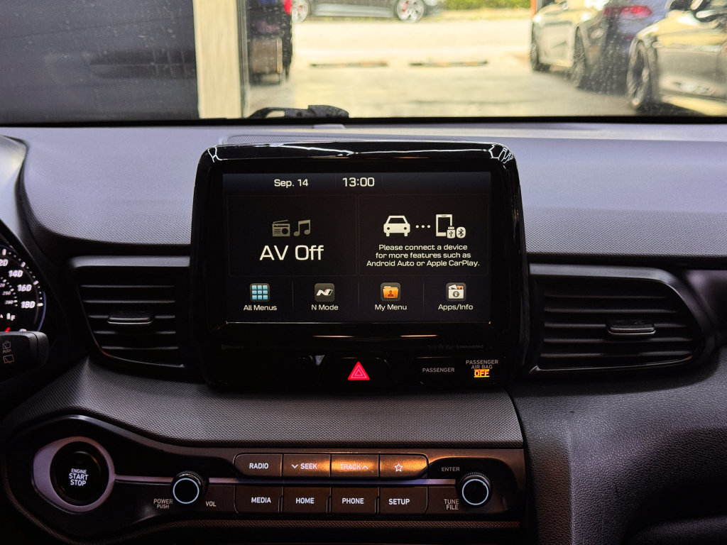 Used 2019 Hyundai Veloster N N FWD image 27