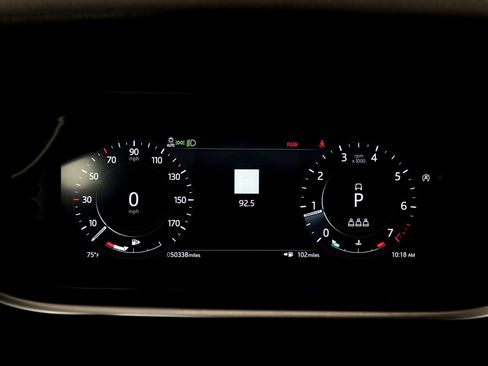 Used 2021 Land Rover Range Rover Evoque SE image 18