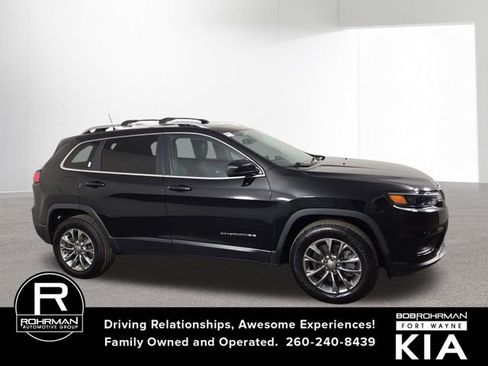 Used 2019 Jeep Cherokee Latitude Plus w/ Comfort/Convenience Group image 6