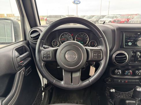 Used 2016 Jeep Wrangler Unlimited Sport w/ Quick Order Package 24S AWD/4WD image 12