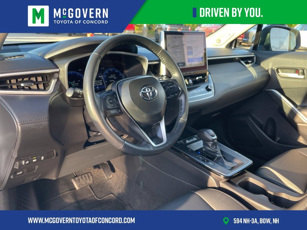 Used 2026 Toyota Corolla Cross XLE w/ Convenience Package AWD/4WD image 13