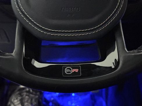 Used 2018 Land Rover Range Rover Sport SVR image 35