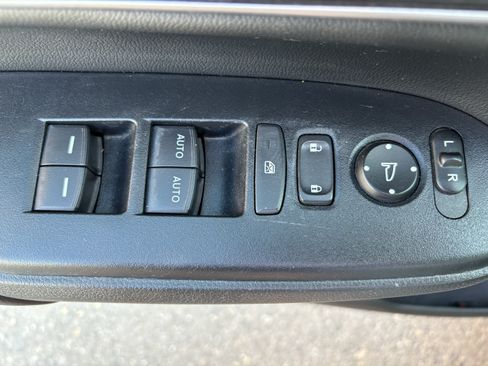 Used 2022 Honda CR-V Touring image 17