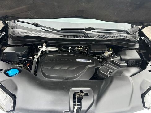 Used 2019 Honda Pilot Touring image 38