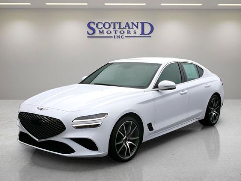 Used 2025 Genesis G70 2.5T RWD image 2