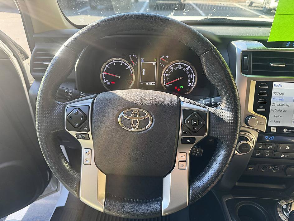 Used 2016 Toyota 4Runner Limited AWD/4WD image 11