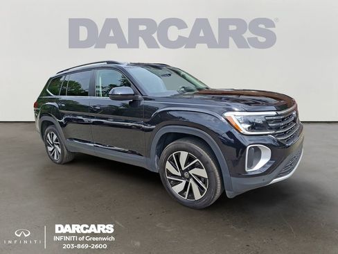 Used 2025 Volkswagen Atlas SE FWD image 1