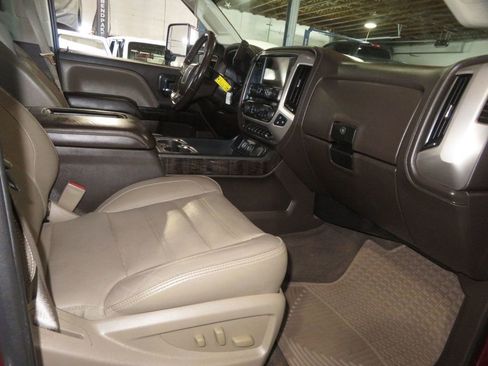 Used 2016 GMC Sierra 3500 Denali w/ Duramax Plus Package AWD/4WD image 36