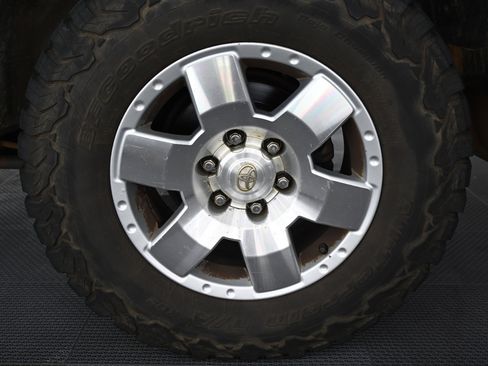 Used 2007 Toyota FJ Cruiser 4WD image 37