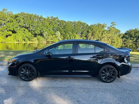 Used 2024 Toyota Corolla SE FWD image 2