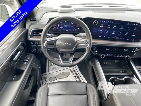 Used 2025 Chevrolet Suburban Z71 w/ Comfort Package image 20