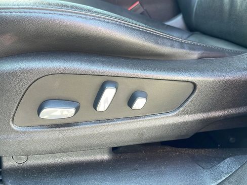 Used 2019 Cadillac XT5 Luxury FWD image 22