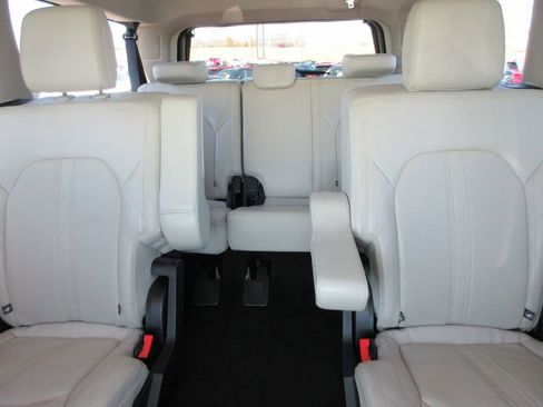 Used 2021 Ford Expedition Max Platinum image 24