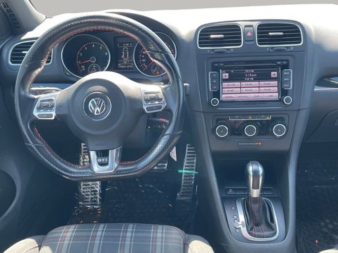 Used 2011 Volkswagen GTI Autobahn image 3