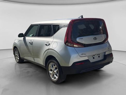 Used 2020 Kia Soul S FWD image 3