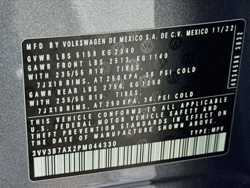 Used 2023 Volkswagen Tiguan SE FWD image 30