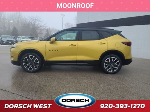 Used 2023 Chevrolet Blazer RS image 3