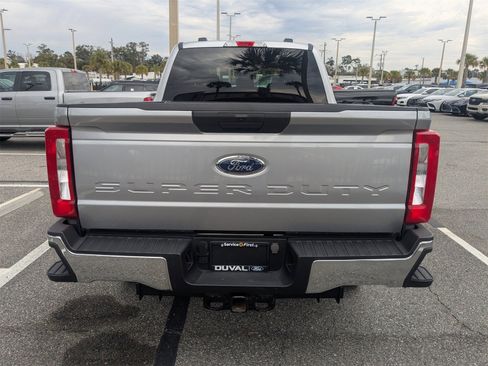 Used 2024 Ford F250 XLT image 5