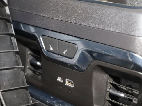 Used 2023 GMC Sierra 1500 SLT w/ SLT Convenience Package image 14