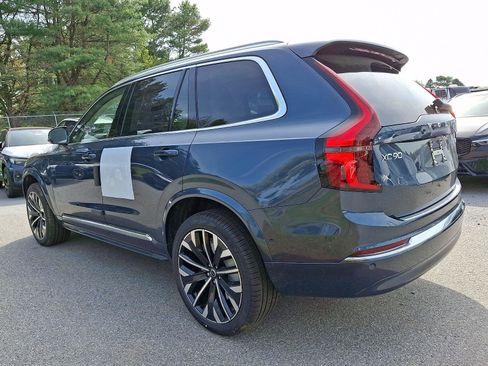 New 2026 Volvo XC90 T8 Ultra w/ Protection Package AWD/4WD image 3