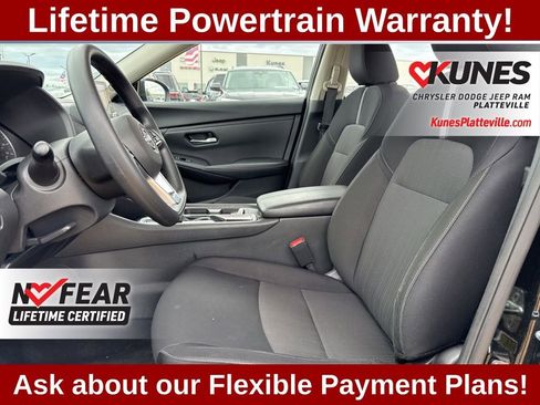 Used 2025 Nissan Sentra SV FWD image 13