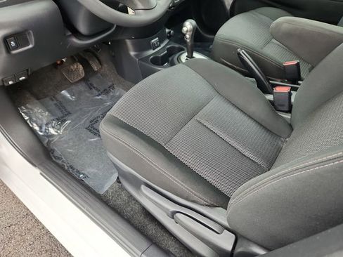 Used 2019 Nissan Versa SV image 20