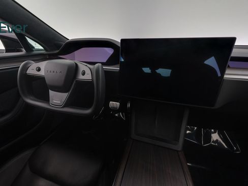 Used 2022 Tesla Model S AWD/4WD image 25