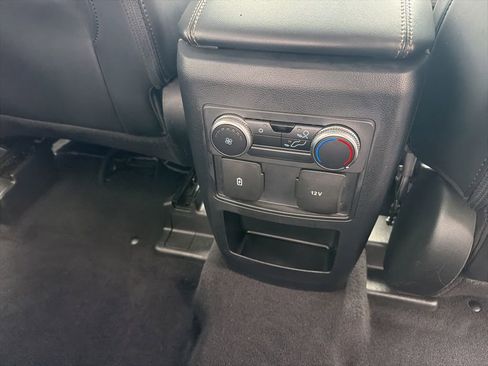 Used 2021 Ford Explorer XLT w/ Equipment Group 202A image 44