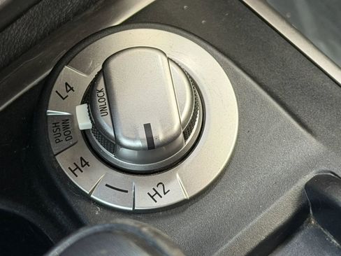 Used 2016 Toyota 4Runner SR5 Premium AWD/4WD image 35