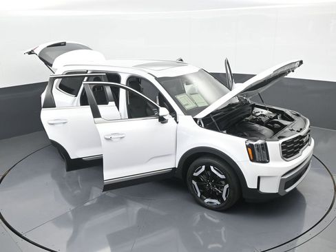 Used 2023 Kia Telluride S w/ S Sunroof Package image 70