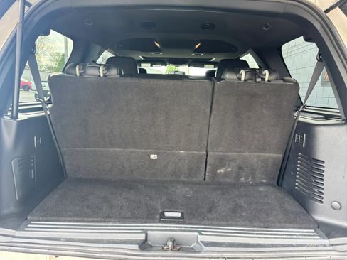 Used 2015 Ford Expedition XLT w/ Equipment Group 202A image 5