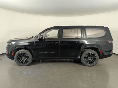 Used 2024 Jeep Grand Wagoneer Series III w/ Quick Order Packagew 28T image 5