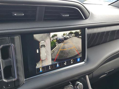 Used 2022 GMC Yukon Denali image 51