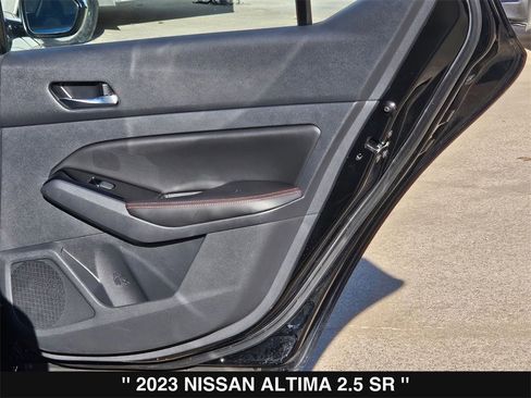 Used 2023 Nissan Altima 2.5 SR image 27