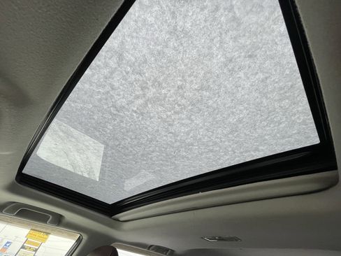 Used 2015 Toyota 4Runner Limited image 28