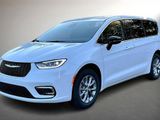 New 2026 Chrysler Pacifica Select image 2