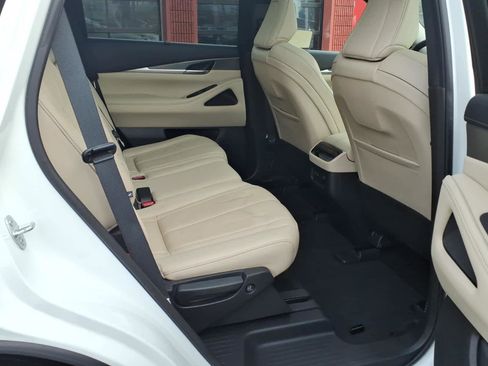 Certified 2023 INFINITI QX60 Luxe w/ Cargo Package image 19