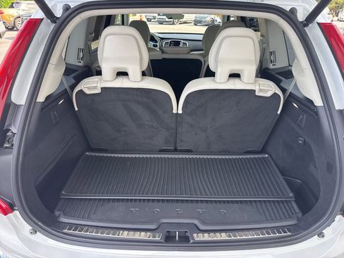 Used 2024 Volvo XC90 T8 Core w/ Climate Package AWD/4WD image 12