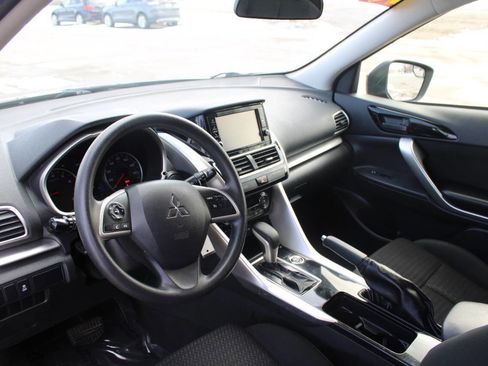 Used 2019 Mitsubishi Eclipse Cross ES image 19