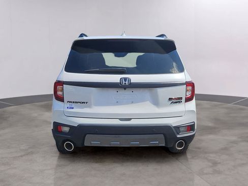 Certified 2023 Honda Passport TrailSport image 5